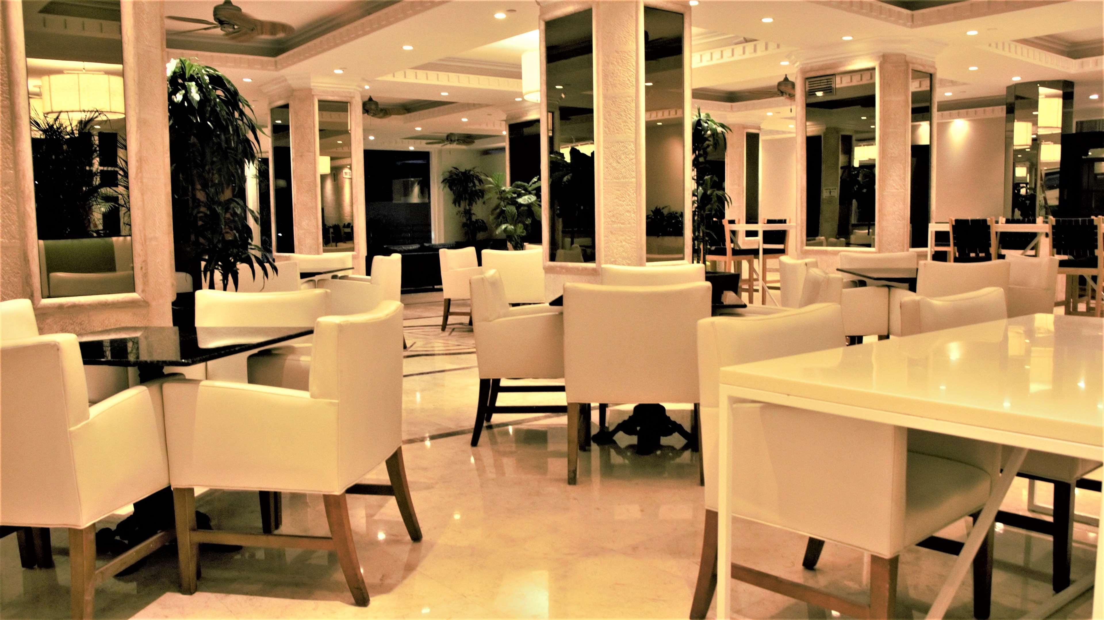 Radisson Resort Miami Beach Exterior photo