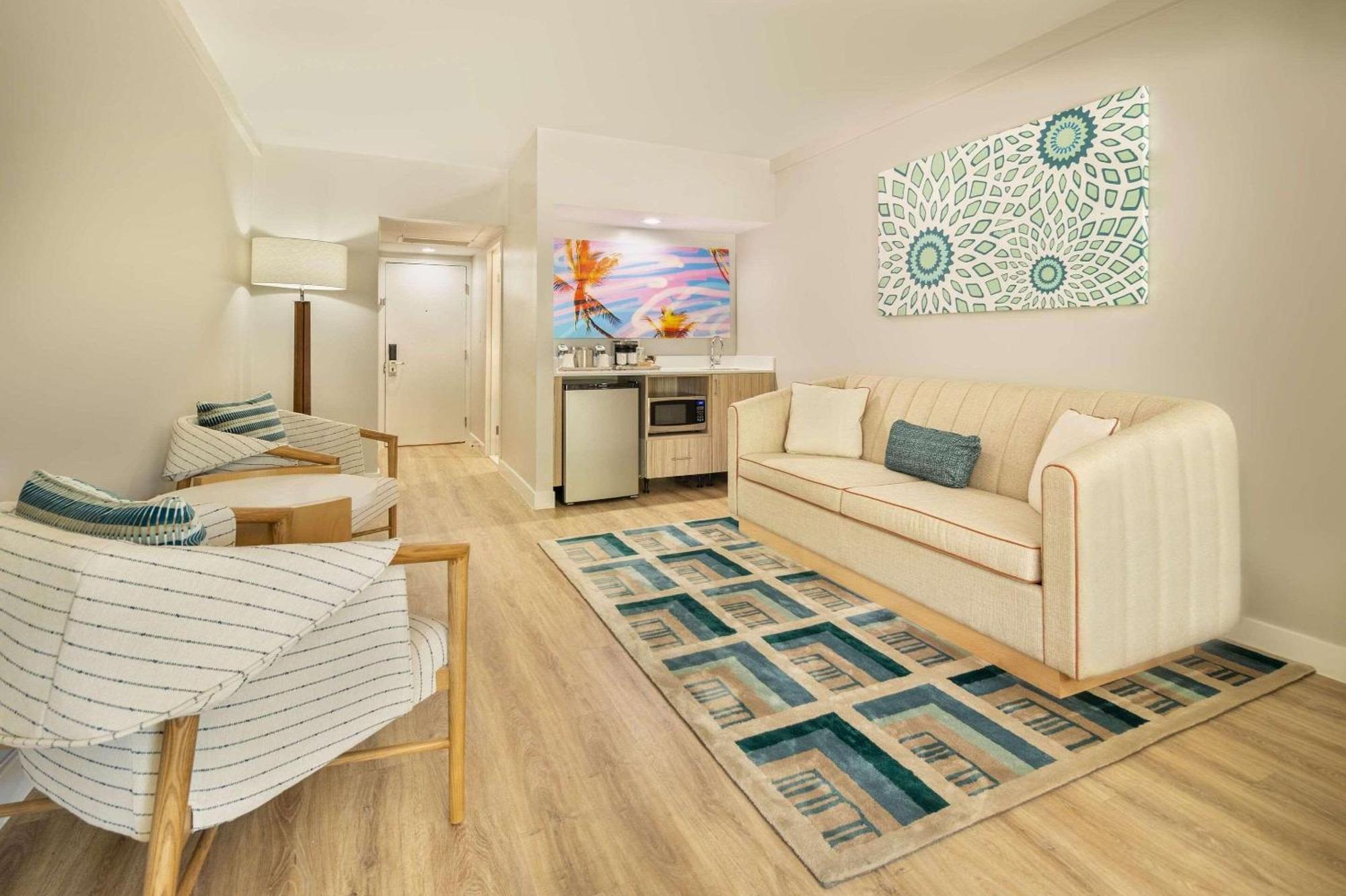 Radisson Resort Miami Beach Exterior photo