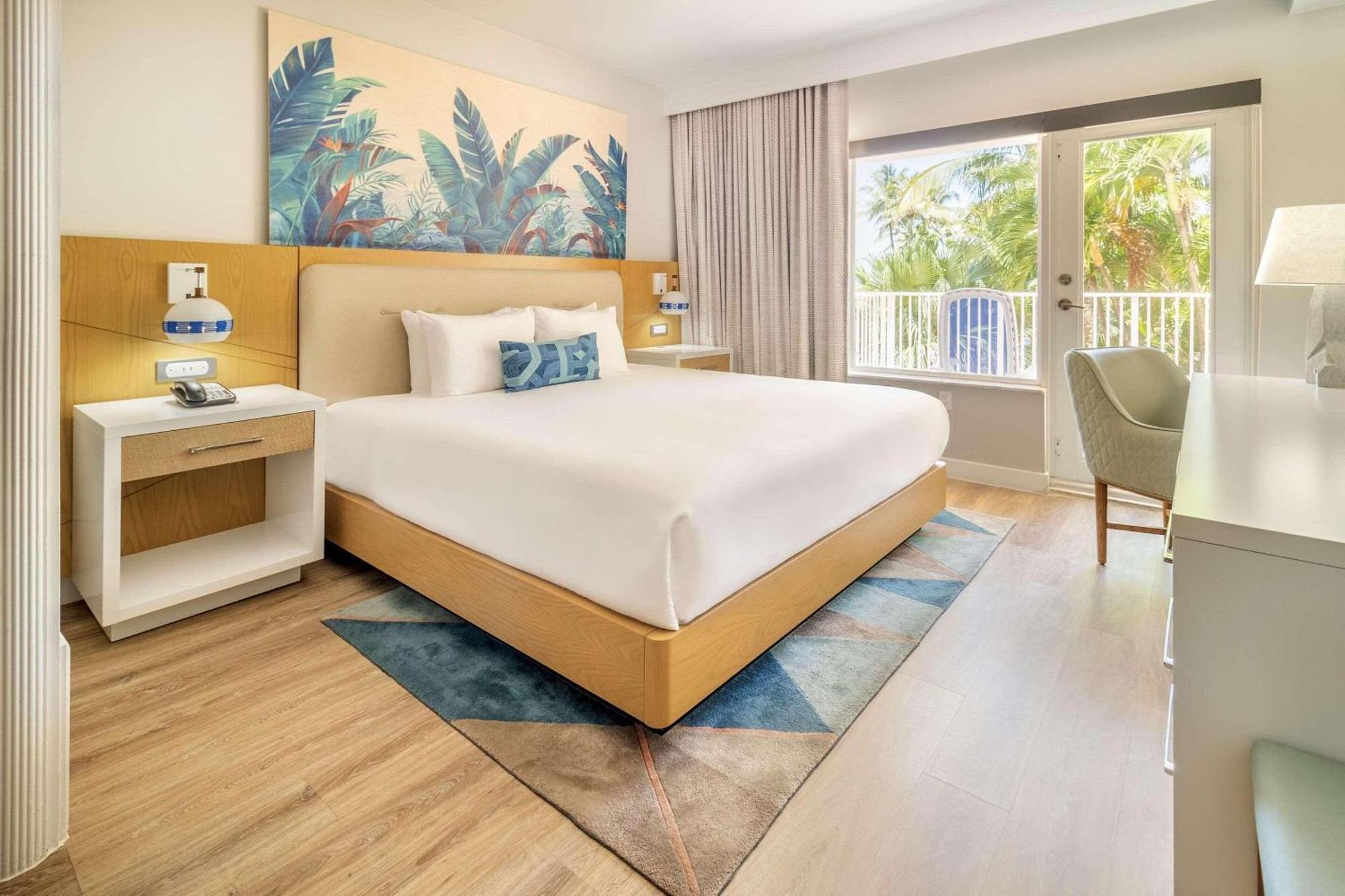 Radisson Resort Miami Beach Exterior photo
