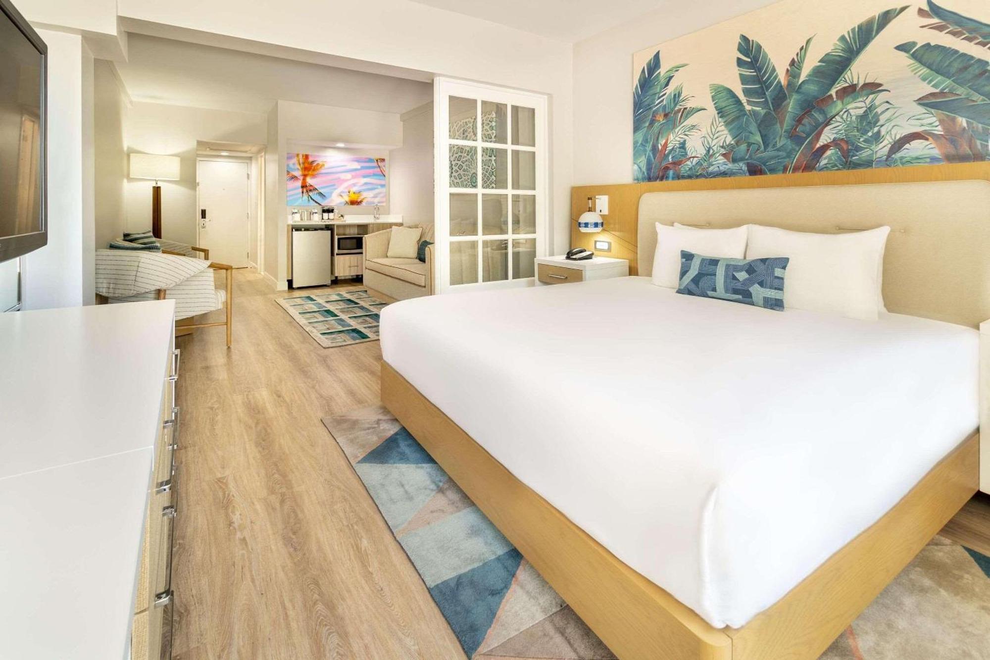 Radisson Resort Miami Beach Exterior photo