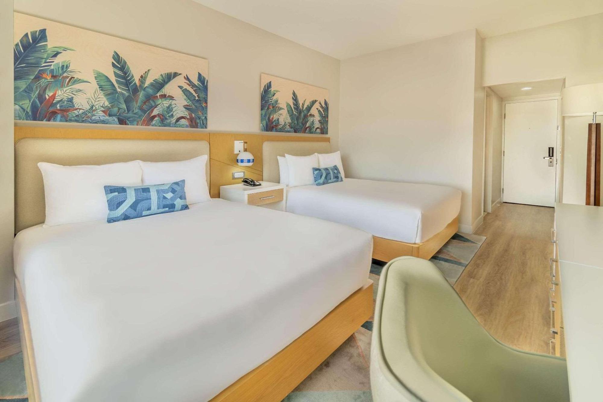 Radisson Resort Miami Beach Exterior photo